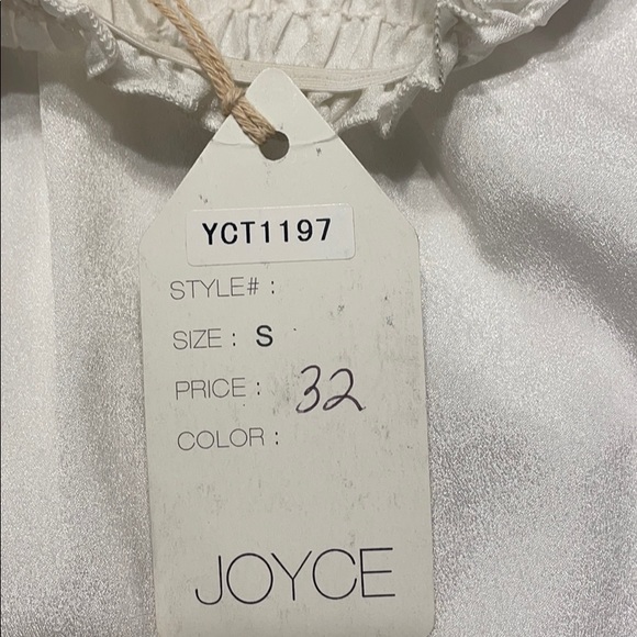 Joyce brand white top, Size Small.  NWT - Picture 5 of 6